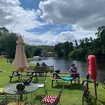 Apartment Nidd Way Let