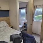 Nidd Way Let Apartment *