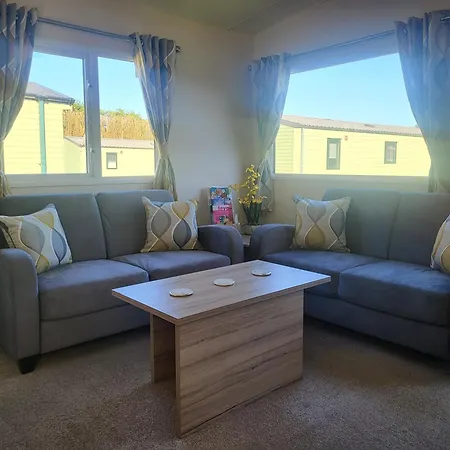Nidd Way Let Apartment *